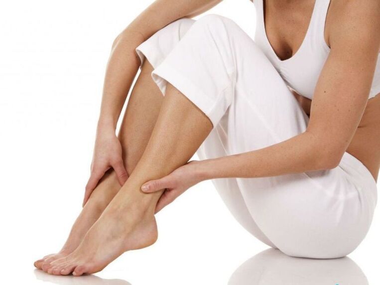 visszér tünetei a lábakon